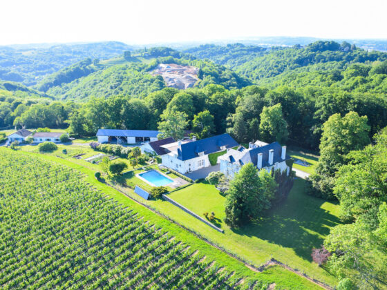 Clos Mirabel - Maison d’Hôtes de luxe avec Gîtes à côté de Pau dans les Pyrénées-Atlantiques - Adresses Exclusives